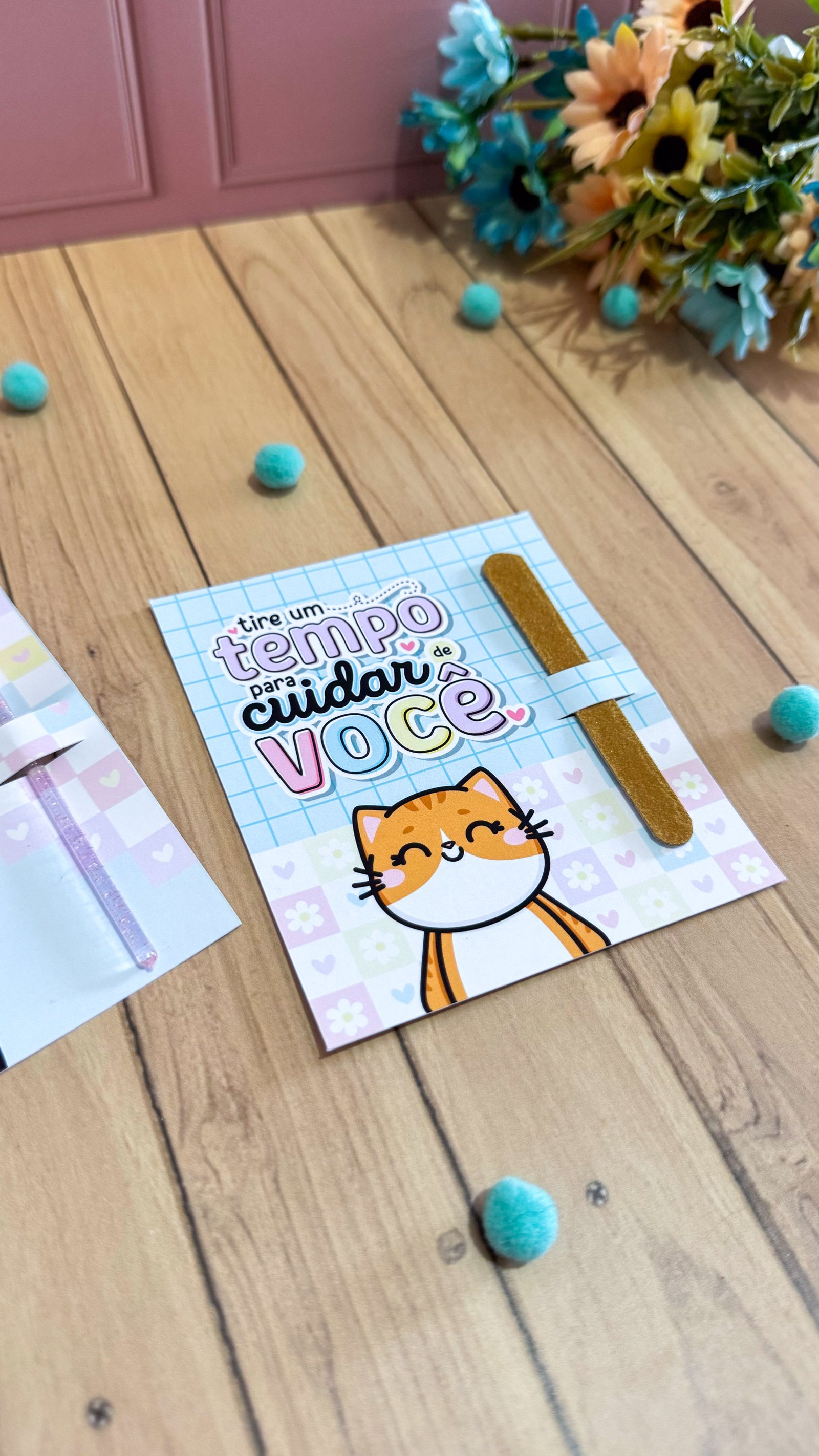 Tag + Mini Lixa ou Tag + Escovinha de Cílios